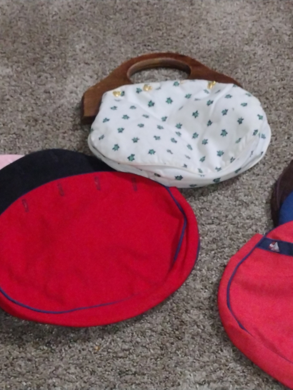 VINTAGE Women's 7 Interchangeable Clutch Purse with Wooden Handle - Picture 4 of 16